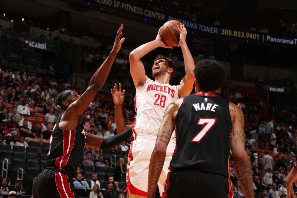 武汉三镇官方公告：深圳客场战延期 三镇将为远征球迷报销差旅费用