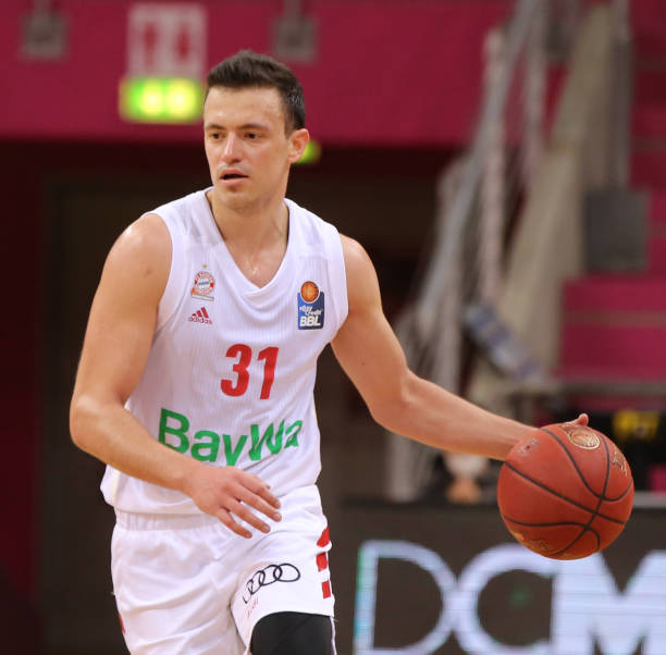 输灰熊后，马刺主帅似乎透露了文班亚马能否出战湖人的信息